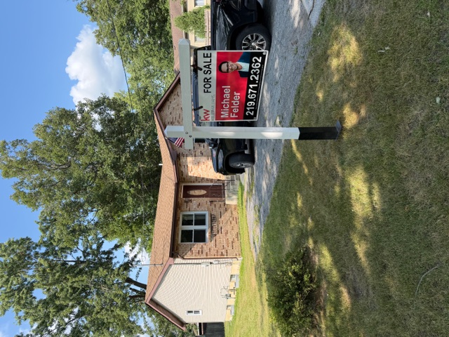 Residential real estate sign installation in Cedar Lake, Indiana
