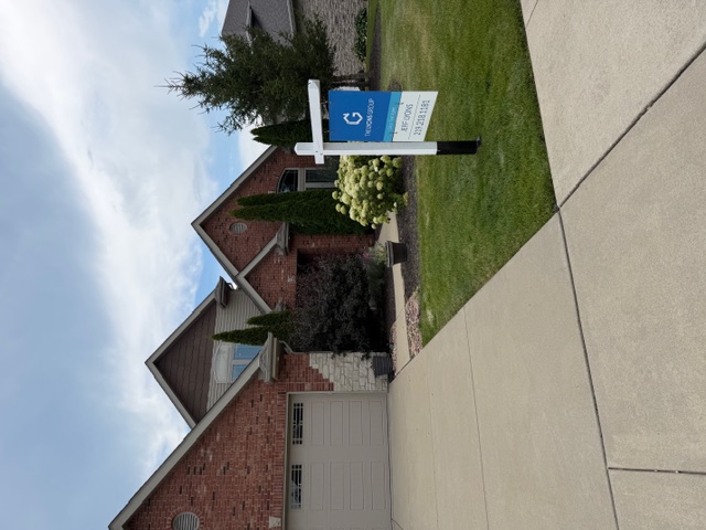 Residential real estate sign installation in Dyer, Indiana